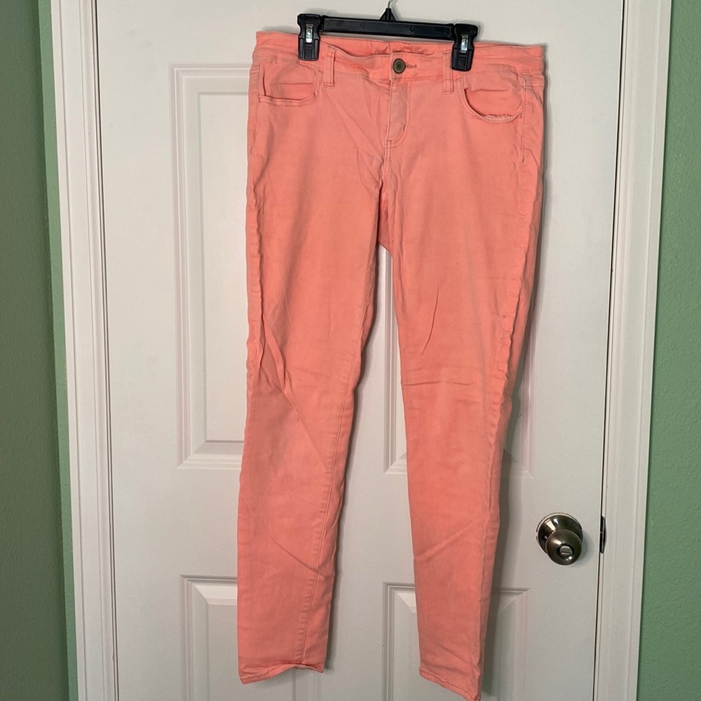 American Eagle pink jeggins, size 10